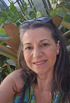 Fernanda M.